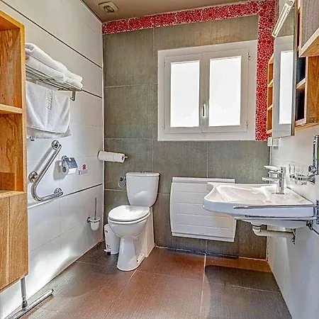 Hotel Athena 3*